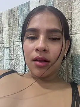 Snapshot of Valery_lux16 chatting on November 2025 03:21:01 PM Valery lux16 online show from November 2025 03:21:01 PM