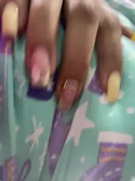 Snapshot of Valery_lux16 chatting on January 2026 03:05:01 PM Valery lux16 online show from January 2026 03:05:01 PM