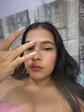 Valery lux16 online show from May 2026 03:39:02 PM