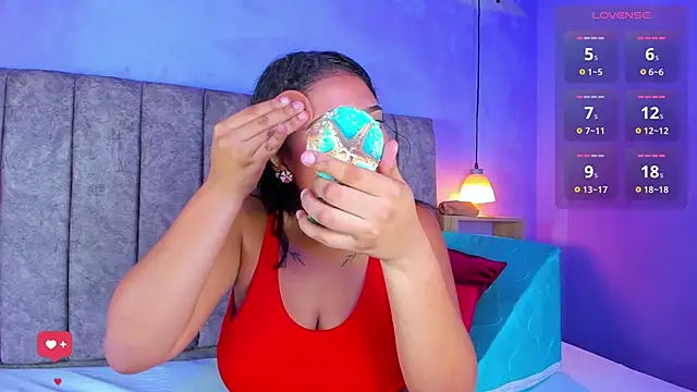 Snapshot of Bianca_Ethan chatting on February 2026 11:53:01 AM Bianca Ethan online show from February 2026 11:53:01 AM