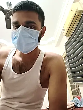 Snapshot of Charm_Queen chatting on February 2026 04:57:02 PM Charm Queen online show from February 2026 04:57:02 PM