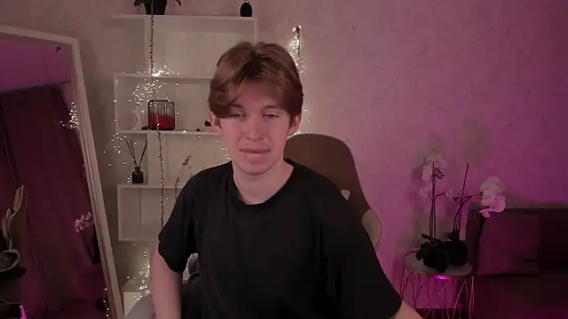 Vincent Pots online show from October 2025 05:37:01 AM