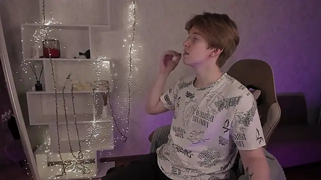 Vincent Pots online show from October 2025 05:38:01 AM