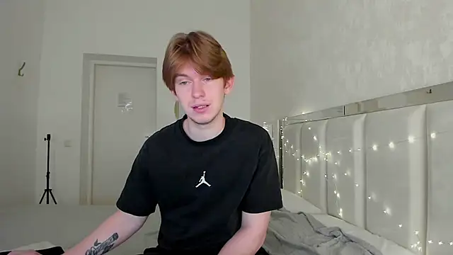 Vincent Pots online show from October 2025 05:38:02 AM