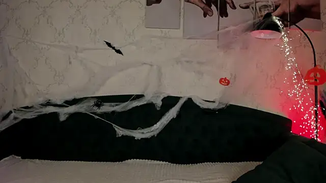 Vincent Pots online show from October 2025 05:37:01 AM