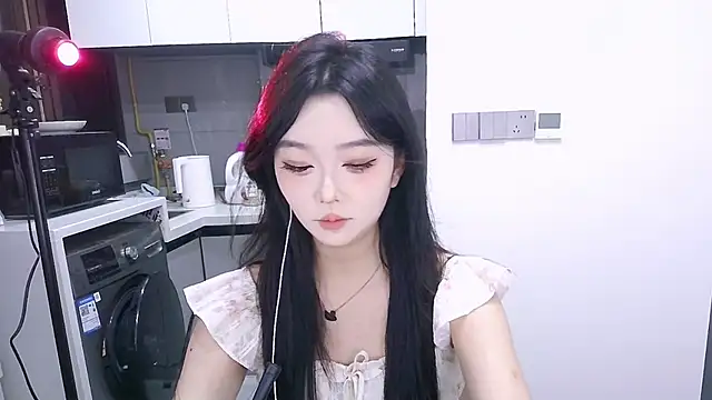 Miao-Maimiao online show from October 2025 04:37:01 PM