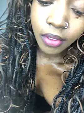 Fun size86 online show from November 2025 09:48:02 PM