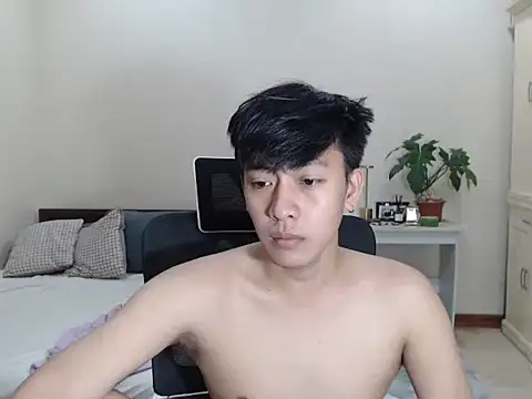 Snapshot of niel_cumshow chatting on November 2025 04:44:02 AM niel cumshow online show from November 2025 04:44:02 AM