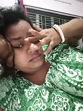 Deborbhavi222 online show from April 2026 02:07:02 PM