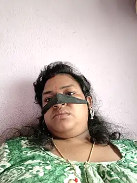 Deborbhavi222 online show from May 2026 04:28:02 AM