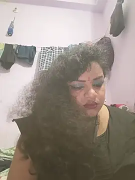 Deborbhavi222 online show from June 2026 05:56:02 PM