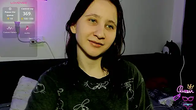 ChristinaFivePlus online show from March 2026 03:37:02 PM