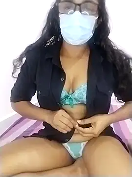 sexybolegirl online show from February 2026 07:10:01 PM