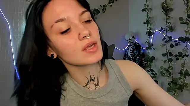 Elastikisss online show from May 2026 05:35:01 AM