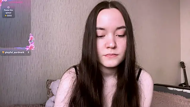 VividSienna online show from March 2026 04:01:01 AM