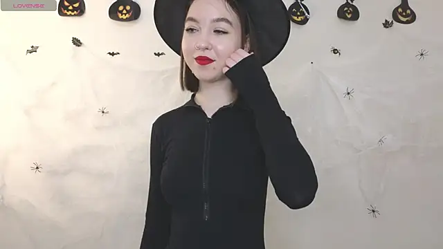 Veyaspace online show from October 2025 01:56:01 PM