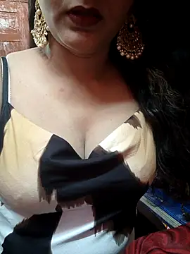 Snapshot of Sexy_Mahi69 chatting on September 2025 10:39:02 AM Sexy Mahi69 online show from September 2025 10:39:02 AM