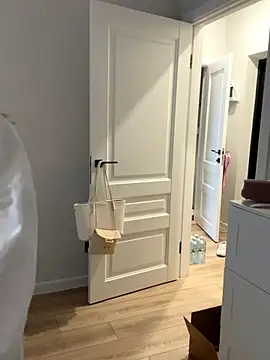 Snapshot of LinaViam chatting on October 2025 07:04:02 AM LinaViam online show from October 2025 07:04:02 AM