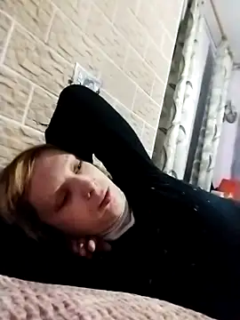 Ponka2011 online show from November 2025 06:38:02 AM