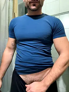 giovan2020 online show from December 2025 06:02:01 PM