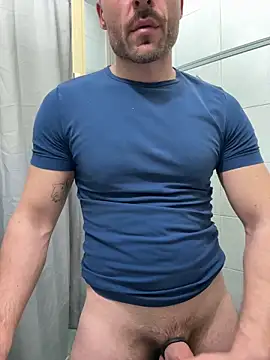 Snapshot of giovan2020 chatting on March 2026 12:17:01 AM giovan2020 online show from March 2026 12:17:01 AM