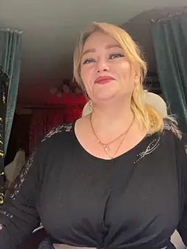 Snapshot of Sweet-blonde chatting on March 2026 05:08:01 PM Sweet-blonde online show from March 2026 05:08:01 PM