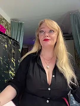 Sweet-blonde online show from June 2026 10:12:02 PM
