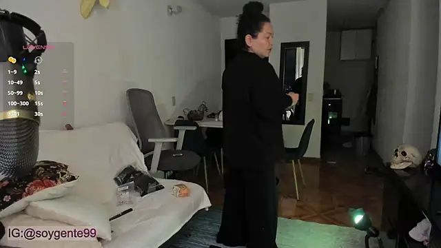 Chubby Licius online show from October 2025 11:03:02 PM