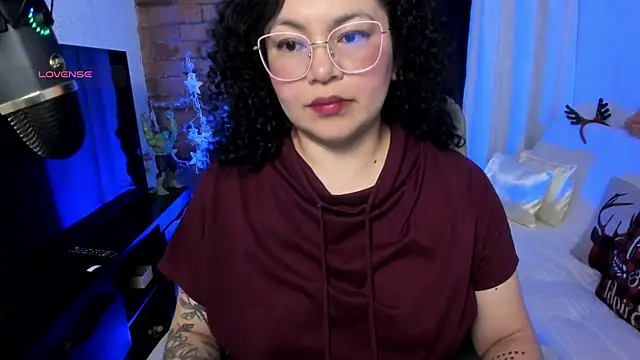 Chubby Licius online show from December 2025 12:27:01 AM