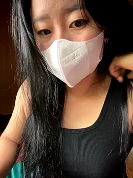 violet-00 online show from September 2025 12:47:01 AM