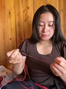 violet-00 online show from October 2025 05:06:01 AM