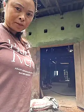 Snapshot of xuxulovezz chatting on October 2025 01:45:01 AM xuxulovezz online show from October 2025 01:45:01 AM