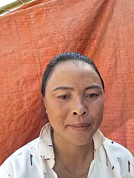 Snapshot of xuxulovezz chatting on October 2025 03:16:01 AM xuxulovezz online show from October 2025 03:16:01 AM