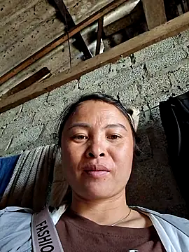 Snapshot of xuxulovezz chatting on October 2025 05:06:01 AM xuxulovezz online show from October 2025 05:06:01 AM