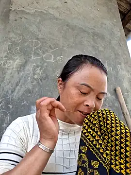 Snapshot of xuxulovezz chatting on October 2025 02:55:01 AM xuxulovezz online show from October 2025 02:55:01 AM