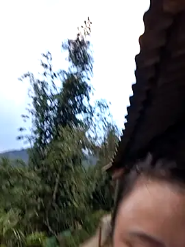 Snapshot of xuxulovezz chatting on October 2025 11:27:02 PM xuxulovezz online show from October 2025 11:27:02 PM