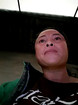 Snapshot of xuxulovezz chatting on October 2025 10:38:02 AM xuxulovezz online show from October 2025 10:38:02 AM