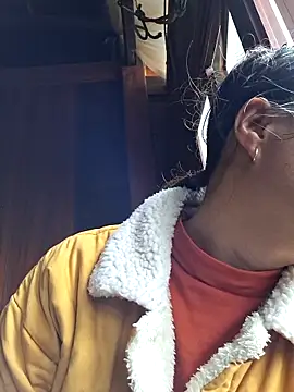 Snapshot of xuxulovezz chatting on November 2025 01:39:01 AM xuxulovezz online show from November 2025 01:39:01 AM