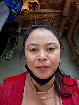 Snapshot of xuxulovezz chatting on November 2025 12:27:01 AM xuxulovezz online show from November 2025 12:27:01 AM