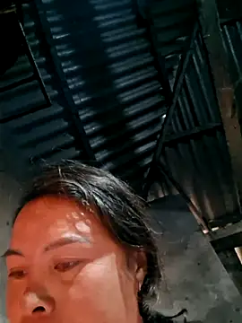 Snapshot of xuxulovezz chatting on December 2025 07:47:01 AM xuxulovezz online show from December 2025 07:47:01 AM