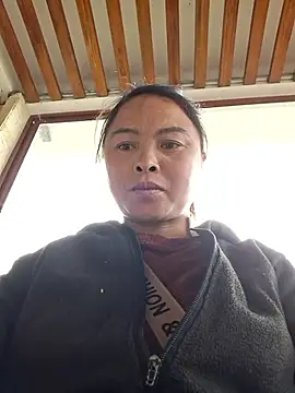 Snapshot of xuxulovezz chatting on December 2025 05:56:01 AM xuxulovezz online show from December 2025 05:56:01 AM