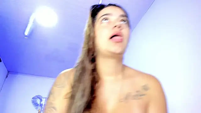 sofia salie online show from October 2025 01:01:01 PM