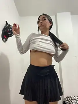 Snapshot of Selene_Wings22 chatting on October 2025 10:50:01 PM Selene Wings22 online show from October 2025 10:50:01 PM