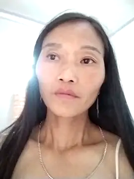 Snapshot of abigail-00 chatting on October 2025 01:47:01 AM abigail-00 online show from October 2025 01:47:01 AM