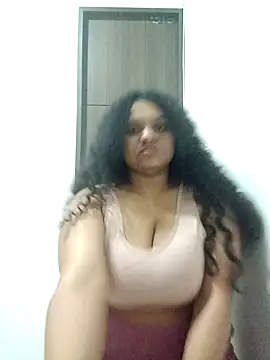 Snapshot of tiana_evan chatting on September 2025 03:42:02 AM tiana evan online show from September 2025 03:42:02 AM