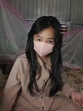 Snapshot of Helen-Tran chatting on February 2026 02:12:02 AM Helen-Tran online show from February 2026 02:12:02 AM