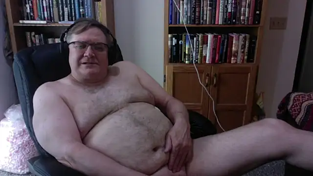 Vinyl22xh online show from June 2026 08:41:01 PM