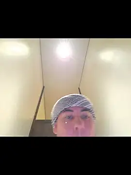 Snapshot of maximus888A chatting on October 2025 03:23:02 PM maximus888A online show from October 2025 03:23:02 PM