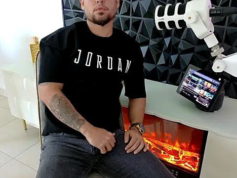 Snapshot of maximus888A chatting on October 2025 08:48:01 AM maximus888A online show from October 2025 08:48:01 AM