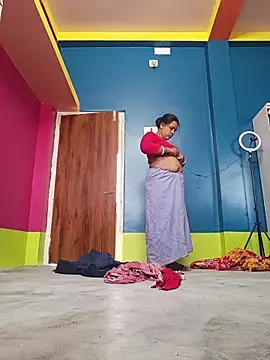 Snapshot of reya743 chatting on February 2026 08:58:02 AM reya743 online show from February 2026 08:58:02 AM